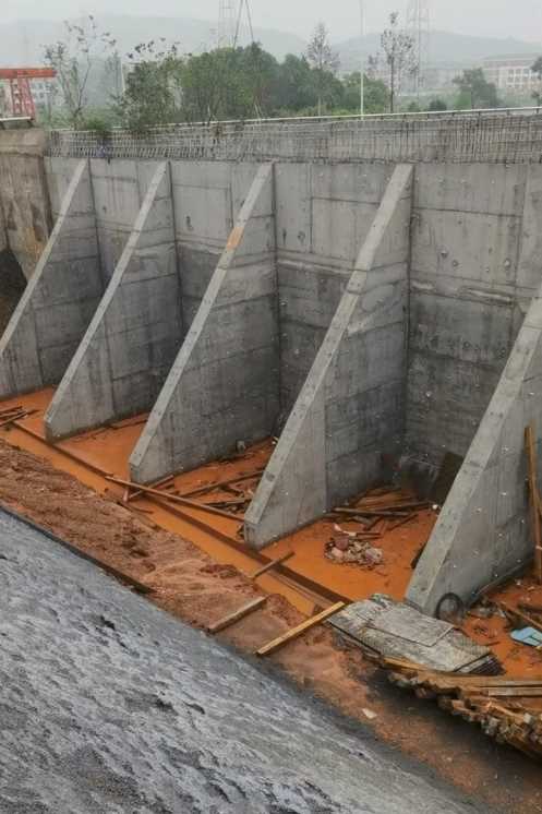 商丘锚杆式挡土墙
